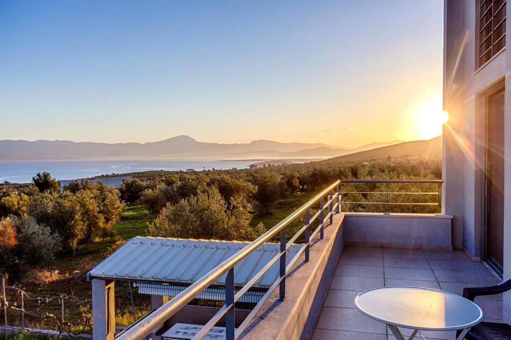 Panoramic View Summerhouse Loukissia Εξωτερικό φωτογραφία