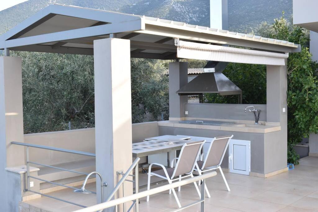 Panoramic View Summerhouse Loukissia Εξωτερικό φωτογραφία